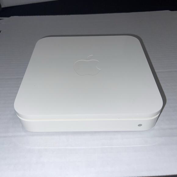 Apple AirPort Extreme Base Station A1408 802.11n WiFi Router - W/ Power Cord - Picture 1 of 4